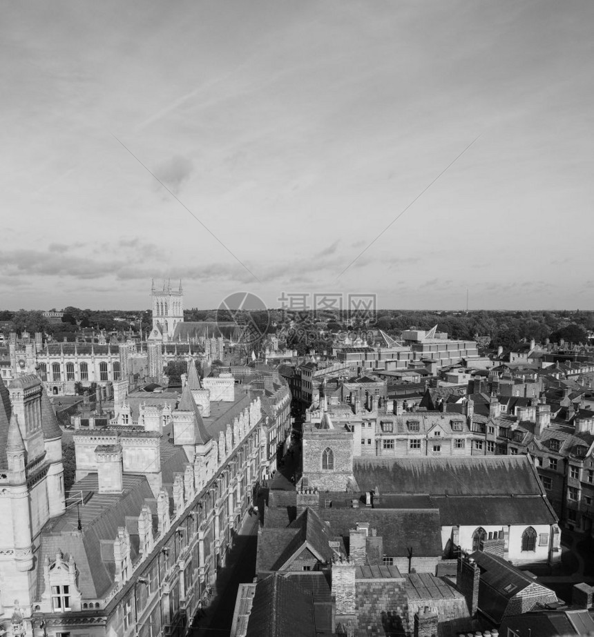 英国桥市的空中观察黑白两色图片