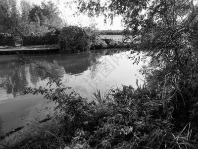英国桥的Cam河黑白两色桥的Cam河黑白两色图片