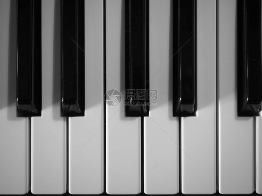 电子键盘音乐工具的黑白键和图片
