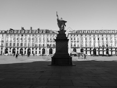 2019年月日黑白广场的Castello广场在都灵黑白广场的Castello广场的BlazaCastello广场背景图片