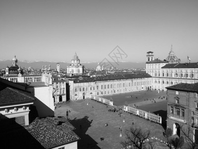 2019年月日土耳其意大利CIRCAFFRURI城市的黑白空中观察背景图片