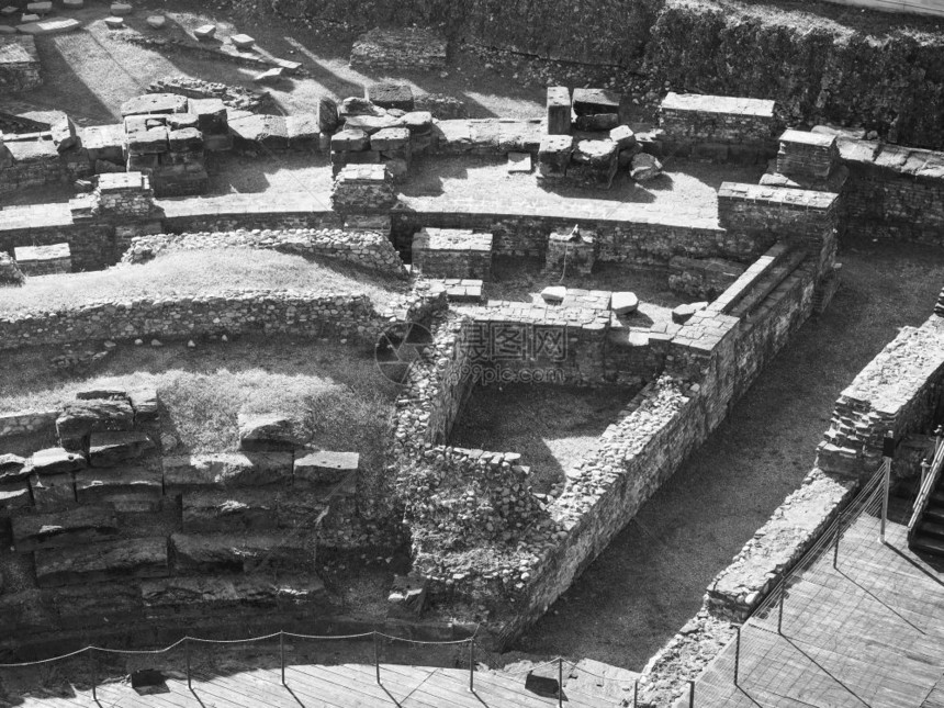 意大利都灵古罗马剧院的废墟黑白意大利都灵图片