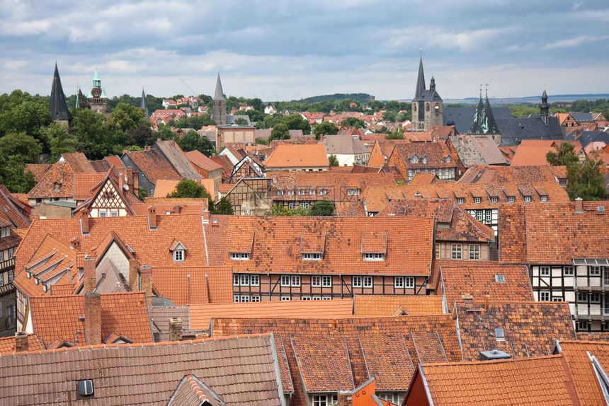 德国奎林堡中世纪城市的景象图片