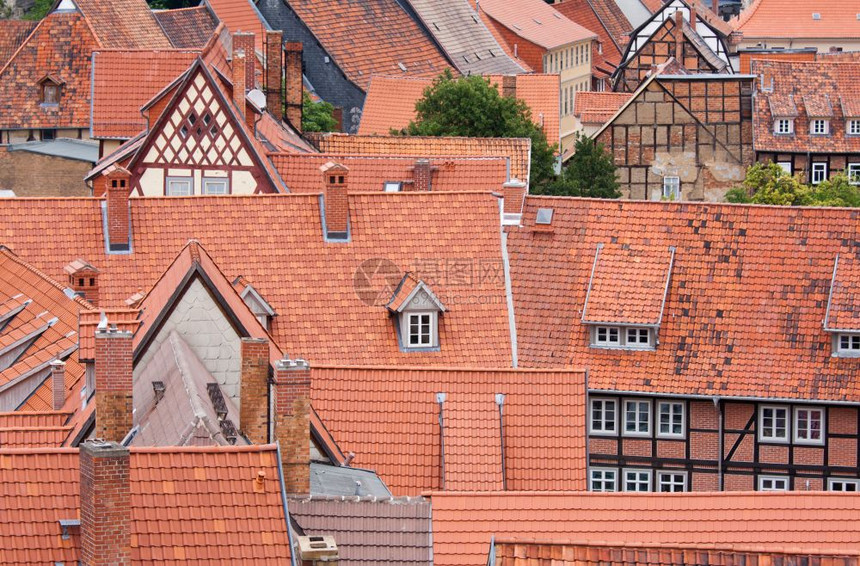 德国奎林堡中世纪城市的空景象图片