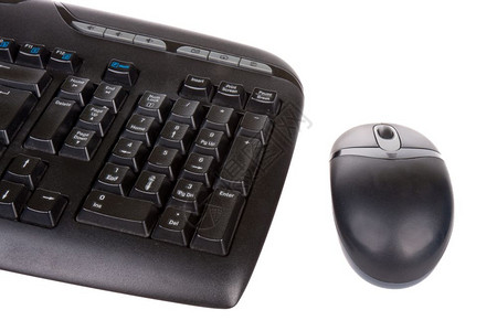 计算机键盘和鼠标在白色上孤立图片