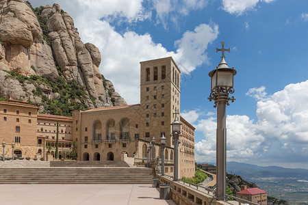 西班牙加泰罗尼亚圣玛丽德蒙特塞拉修道院高清图片