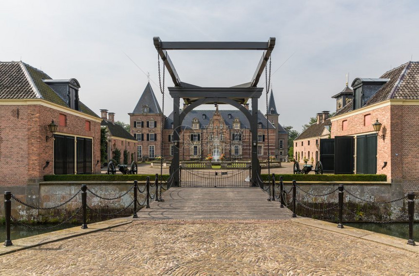 荷兰戴尔登附近有城堡和桥的美丽城堡特威克图片