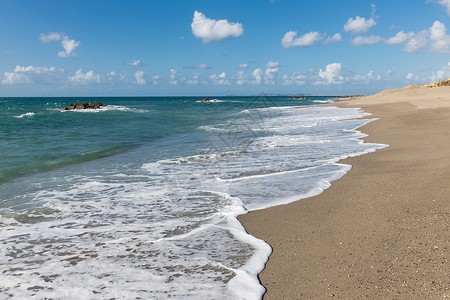 意大利Milazzo附近西里北海岸滩图片