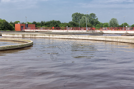 废寝污水处理厂在一次沉积后废水与微生物发氧化作用和循环污水处理废蒸发是激活和循环的第二盆地背景