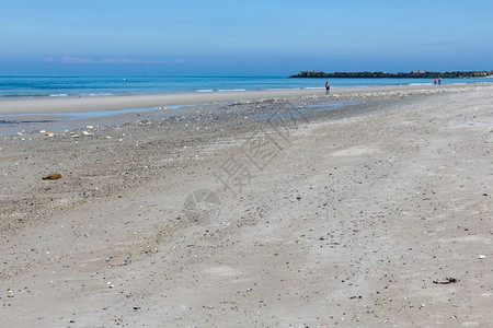 德国赫尔戈兰附近杜内岛沙滩上白图片