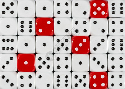 含有5个红色立方体的随机订购白骰子的图案背景个红色立方体的随机订购白骰子的背景背景图片