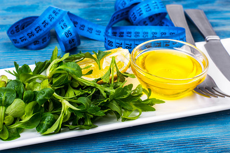 新鲜绿菜沙拉橄榄油柠檬对饮食营养的认识工作室照片高清图片