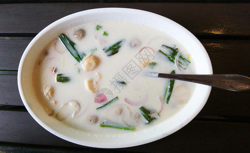 泰式牛奶香辣汤图片