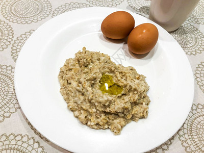 燕麦粥和茶叶蛋背景图片