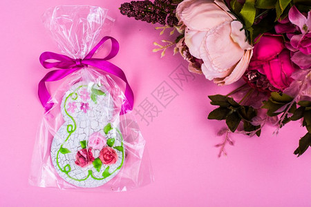 向国际妇女节赠送甜美的姜饼礼物图片