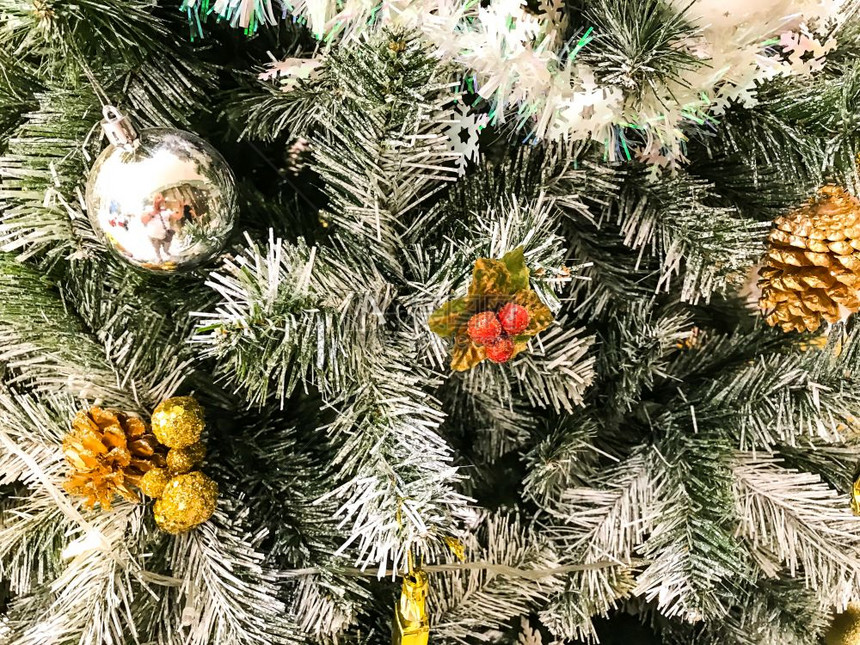 优雅的圣诞节背景和树装饰品工作室照片优雅的圣诞节背景和树装饰品图片