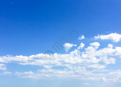 蓝夏天空有白云背景图片