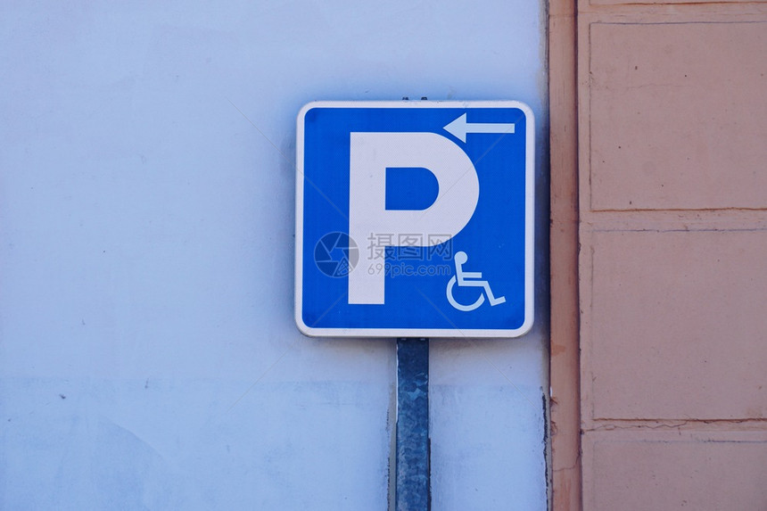 毕尔巴鄂市街头轮椅交通信号图片