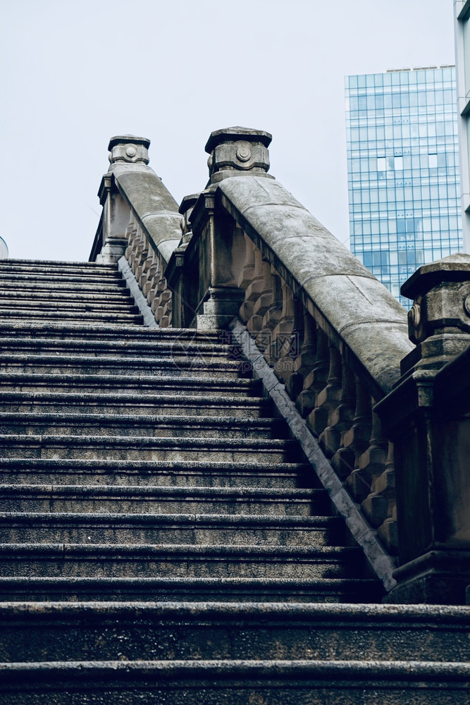 毕尔巴鄂市街头楼梯建筑图片