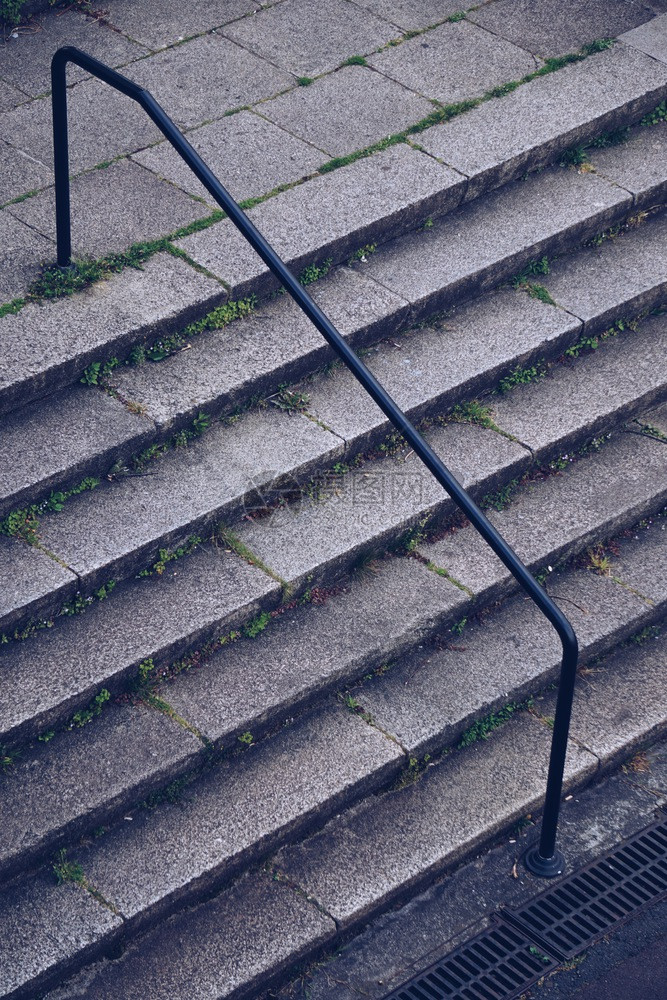 城市中楼梯建筑图片