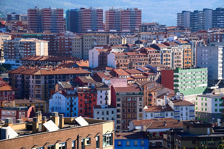 西班牙毕尔巴鄂市建筑和城风景图片
