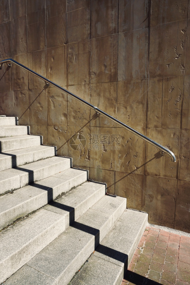 西班牙毕尔巴鄂市的楼梯建筑图片