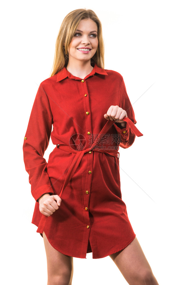 时装的漂亮美女穿着优雅的红色短裙穿着时髦的服装图片