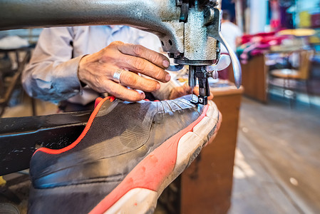 修鞋缝纫机匠图片