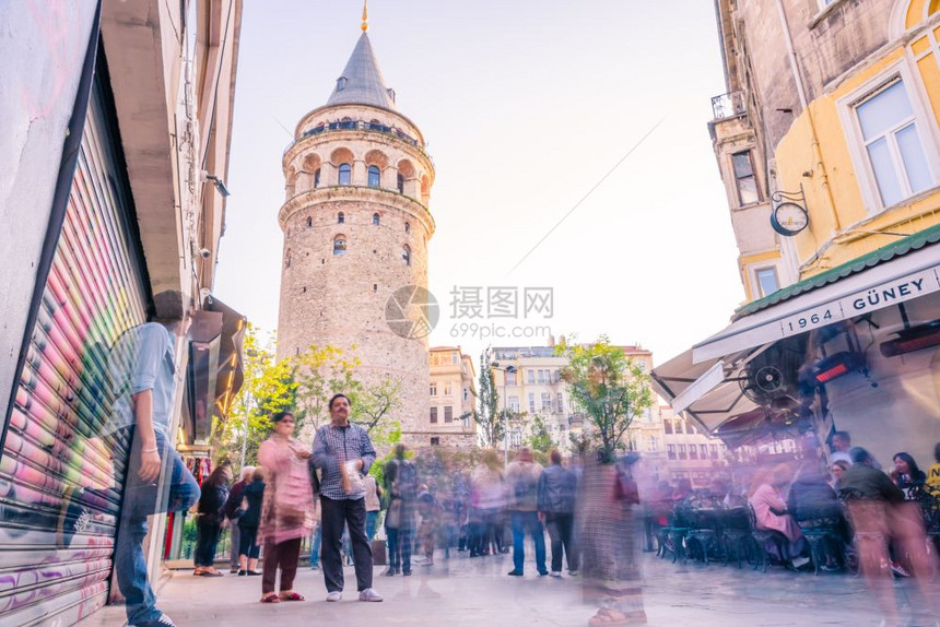 2018年4月9日土耳其伊斯坦布尔卡拉科伊州斯坦布尔加拉塔的中世纪石图片