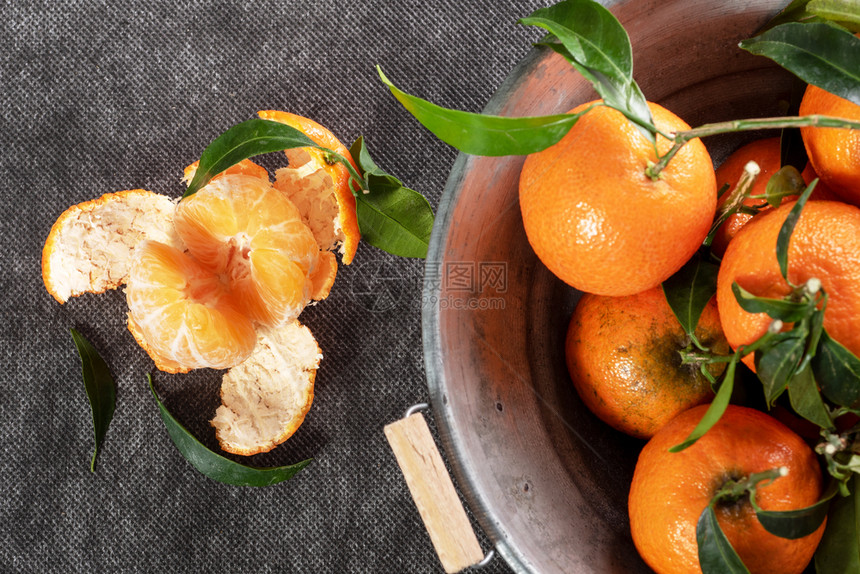 橘子红普通话克莱芒柑橘子水果和叶图片