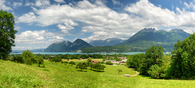 法国阿尔卑斯山的安妮西湖高清图片