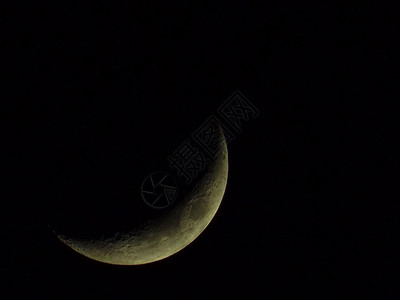 夜间新月图片