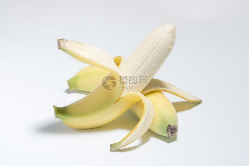 香蕉白背景图片
