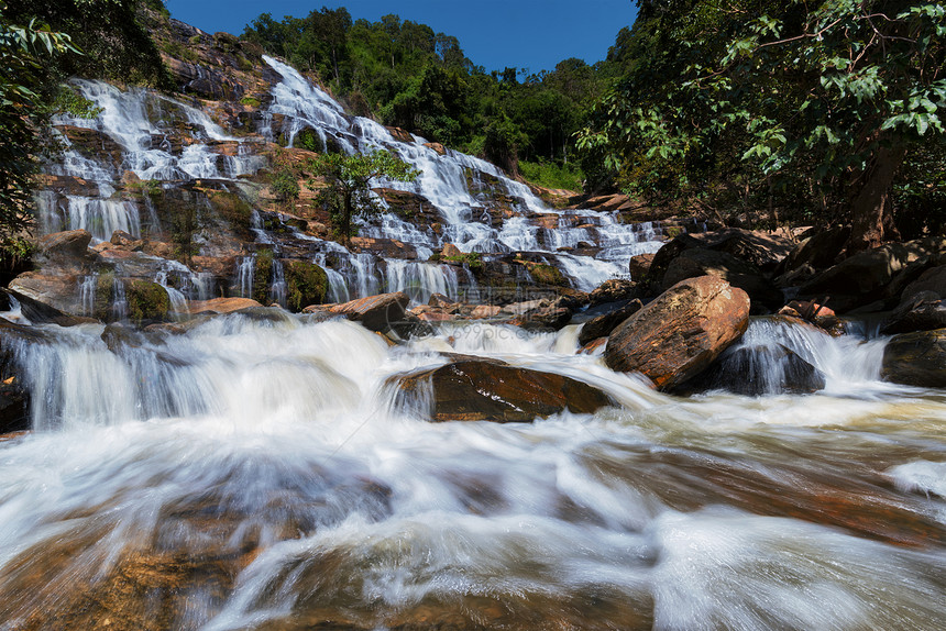MaeYa瀑布泰国清迈DoiInthanon公园图片
