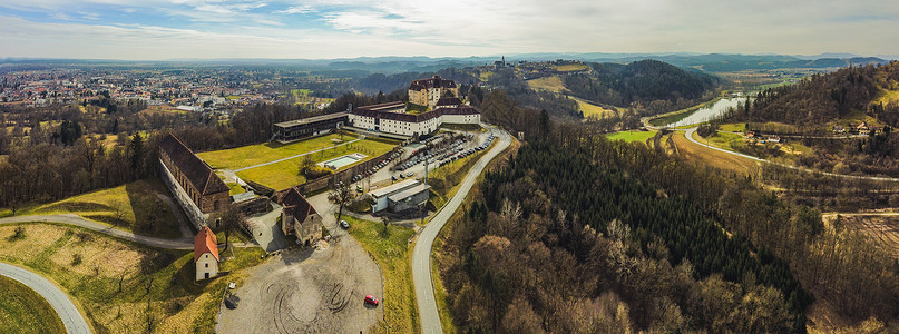 shlossLeibnizStyria奥地利Saggau宫殿城堡和旅馆从Leibnitz附近远处旅行目的地空中观察Leibnitz奥地利宫殿背景