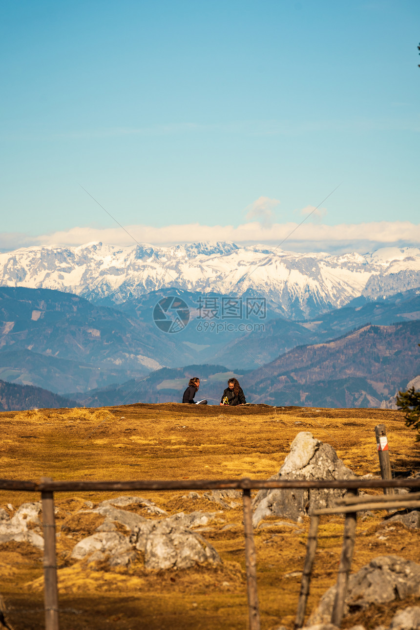 20年3月1日奥地利圣拉代根德格拉茨Schockl山景格拉茨施蒂里亚旅游景点奥地利山顶旅游景点格拉茨施蒂里亚Schockl山景点图片