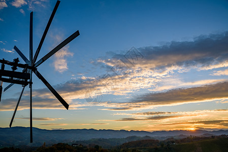 南施蒂里亚的秋天南施蒂里亚的风车南部施蒂里亚的风车旅游景点图片