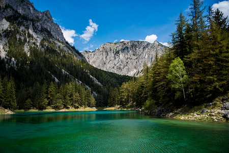 奥地利绿湖夏季旅游景点奥地利绿湖夏季旅游景点图片