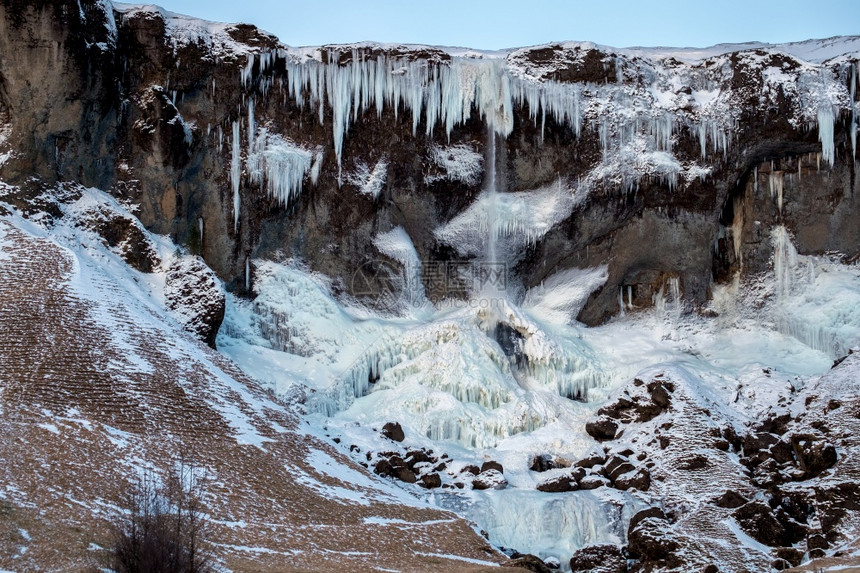 冰岛维克附近冻结瀑布图片