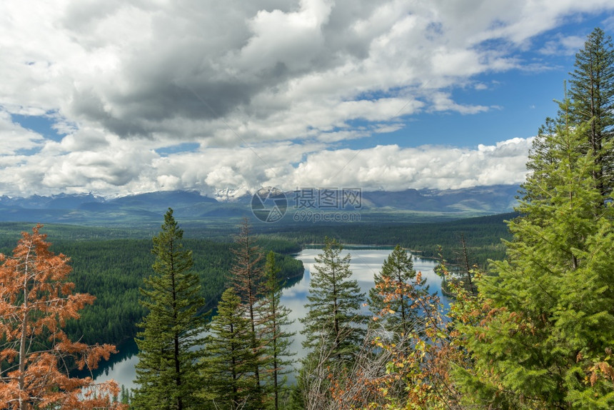 蒙大拿荷兰湖秋季展望图片