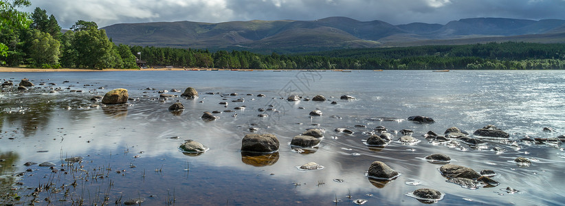 苏格兰莫里奇湖景图片
