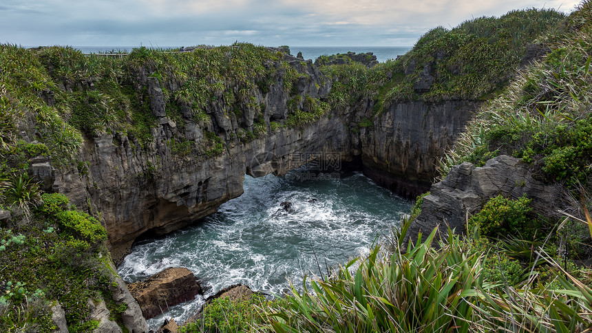 Punakaiki附近的煎饼岩图片