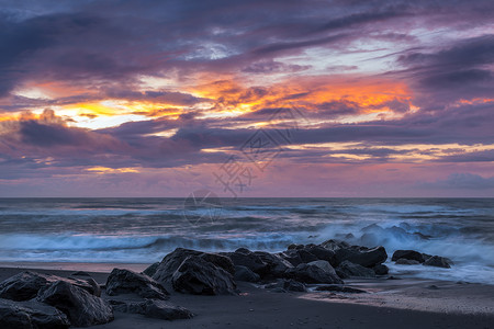 霍基提卡海滩日落图片