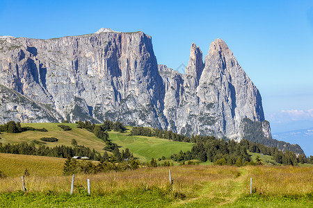意大利南蒂罗尔州多洛米特斯的西利亚尔山景图片