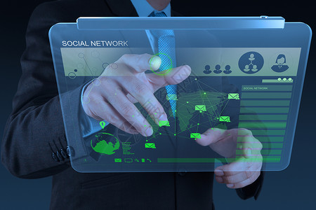 与新的现代计算机合作的商人将社会网络结构作为概念背景图片