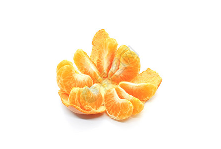在白色背景上隔绝的闭合式塔斯提橘子切片图片