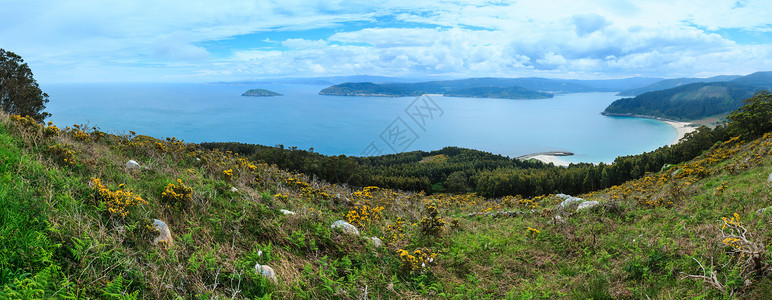 鲁帕古拉蒂半岛大西洋景观和埃斯塔卡德巴雷半岛海岸夏季俯视西班牙加利亚ACoruna省背景