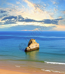 日落的沙滩葡萄牙PortimaoAlgarve图片