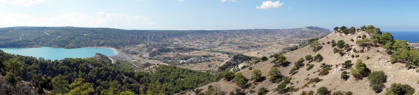 北塞浦路斯湖山全景图片