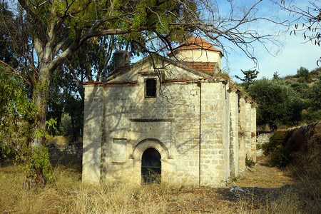 诺思努尔斯塞浦路希腊教堂的废墟背景